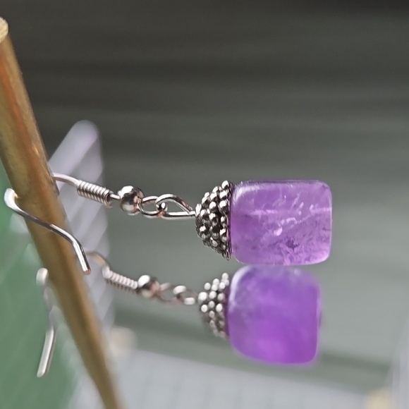 Vintange Handmade Silver Tone Purple Amethyst Dangle Earrings - Picture 6 of 16
